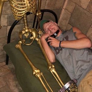 Meet your Posher, Joshua